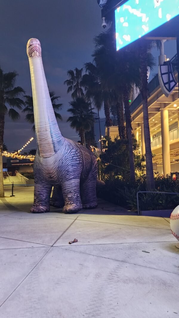 Brontosaurus Inflatable Dinosaur - Image 3