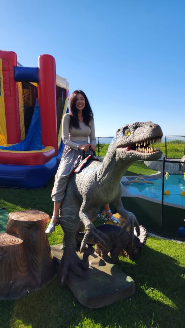 Blue Velociraptor Animatronic Ride - Image 5