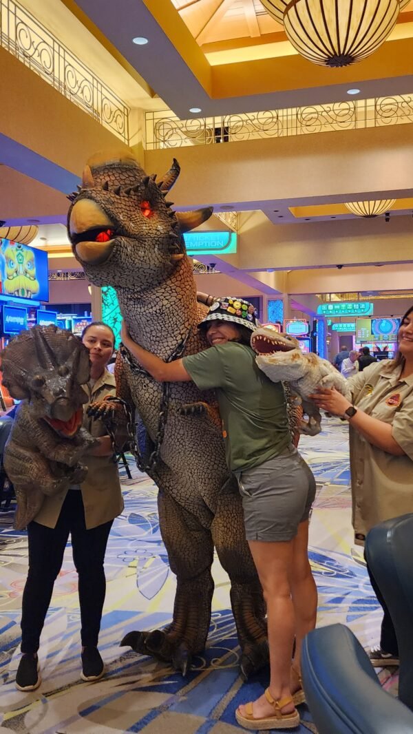 Velociraptor Shoulder Dinosaur - Image 6