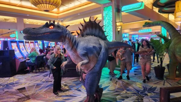 Spike the Spinosauri Walking Dinosaur