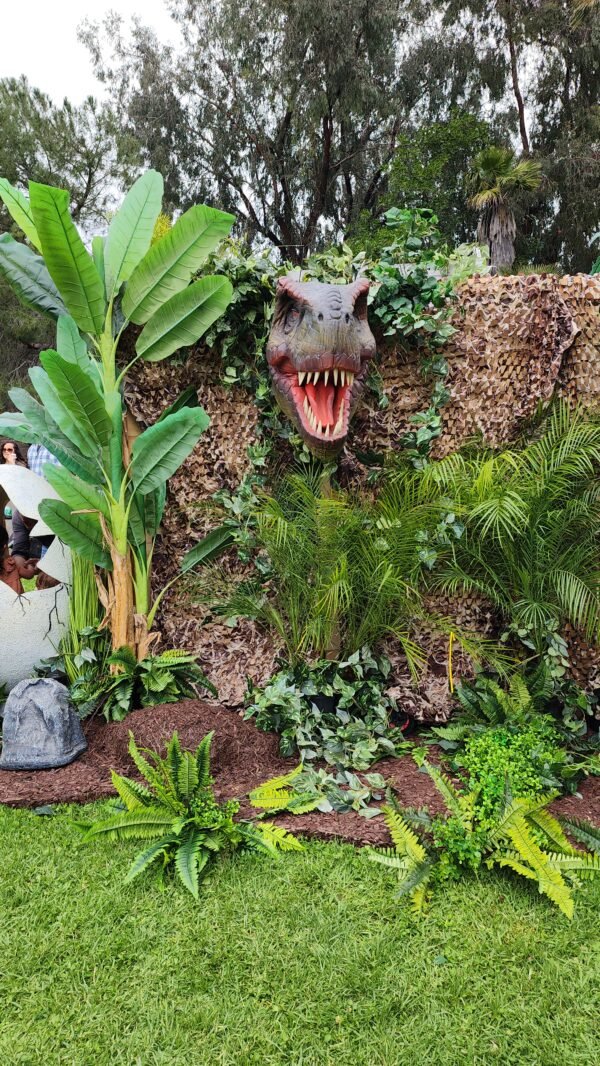 T-Rex Backdrop Animatronic Head With Assorted Palm Trees - Image 2